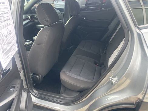 Used 2024 Chevrolet Trax RS w/ Driver Confidence Package FWD image 13