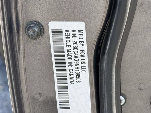 Used 2022 Chrysler 300 Touring w/ Sport Appearance Package RWD image 31