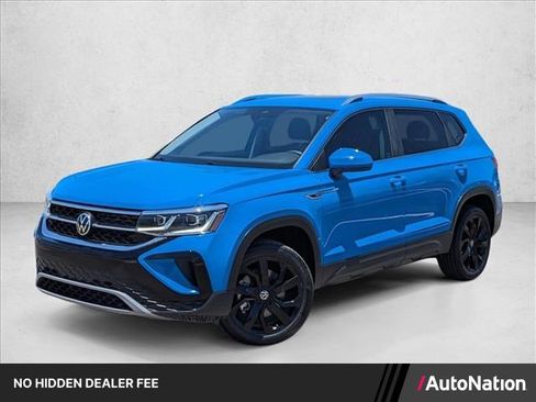 Used 2022 Volkswagen Taos SEL w/ Panoramic Sunroof Package FWD image 1