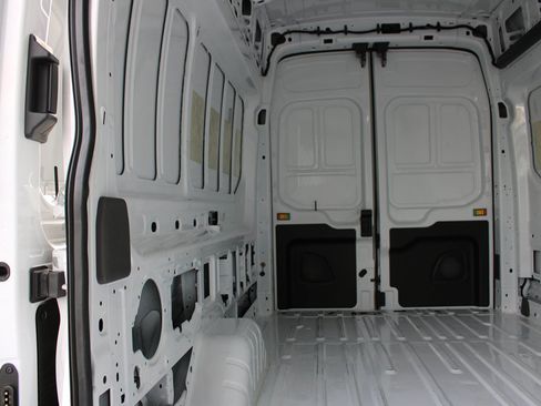 Used 2025 Ford Transit 350 148 High Roof Extended RWD image 14