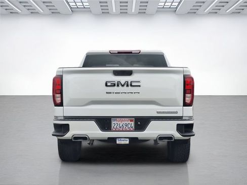 Used 2022 GMC Sierra 1500 Elevation w/ LPO, Elevation Black Package AWD/4WD image 5