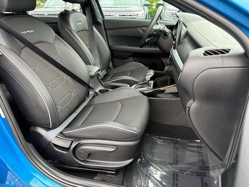 Used 2023 Kia Forte GT-Line FWD image 8