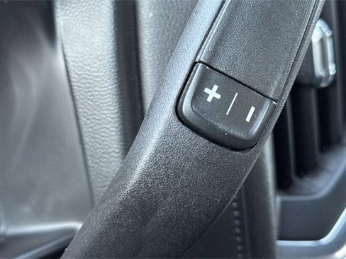 Used 2020 GMC Sierra 1500 SLE w/ SLE Value Package image 40