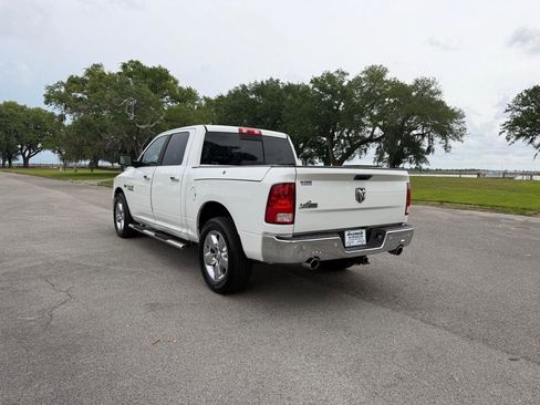 Used 2017 RAM 1500 Big Horn RWD image 3
