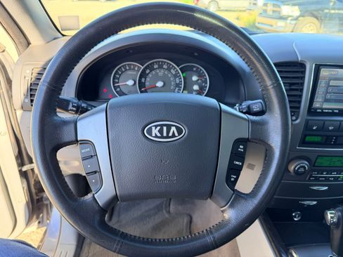 Used 2008 Kia Sorento EX w/ Luxury Pkg image 10