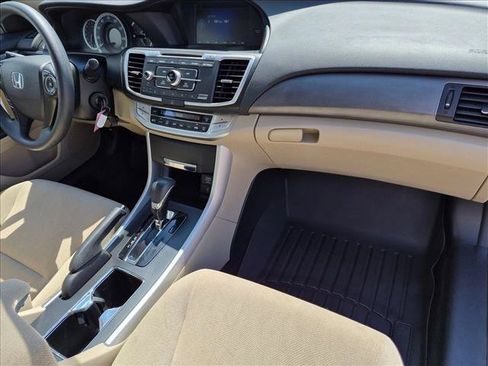 Used 2013 Honda Accord LX image 19