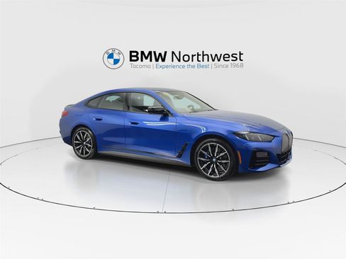 Used 2025 BMW i4 eDrive40 w/ M Sport Package image 6