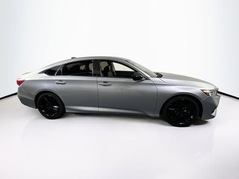 Used 2022 Honda Accord Sport Special Edition image 4