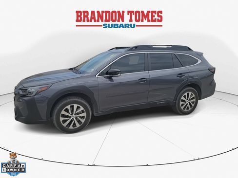 Used 2025 Subaru Outback Premium AWD/4WD image 6