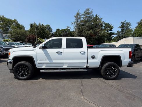 Used 2015 GMC Sierra 2500 SLT w/ Driver Alert Package AWD/4WD image 2