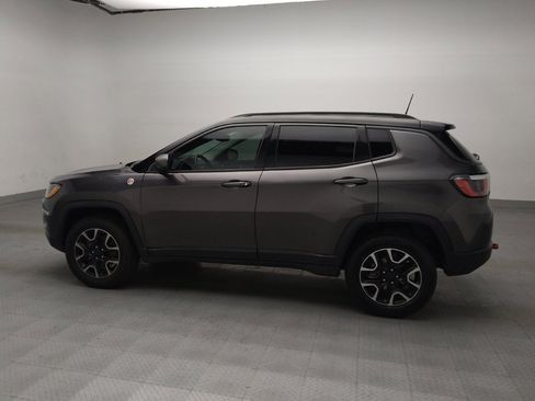 Used 2019 Jeep Compass Trailhawk image 3