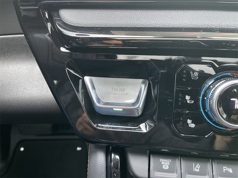 New 2026 GMC Sierra 3500 AT4 image 17