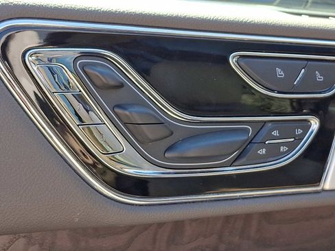 Used 2024 Lincoln Navigator L Reserve AWD/4WD image 18