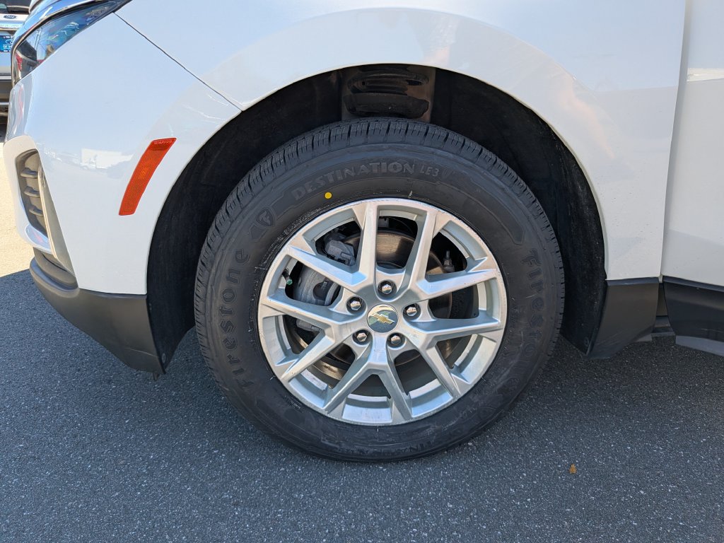 Used 2023 Chevrolet Equinox LT FWD image 37