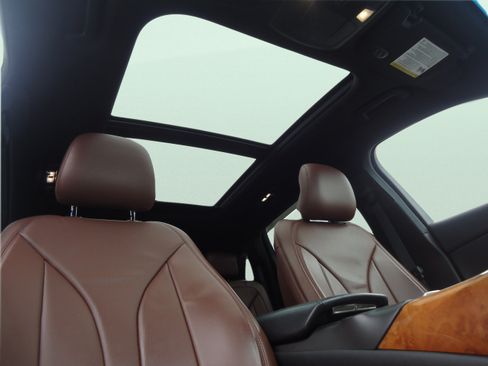 Used 2016 Lincoln MKX Reserve w/ Climate Package AWD/4WD image 29