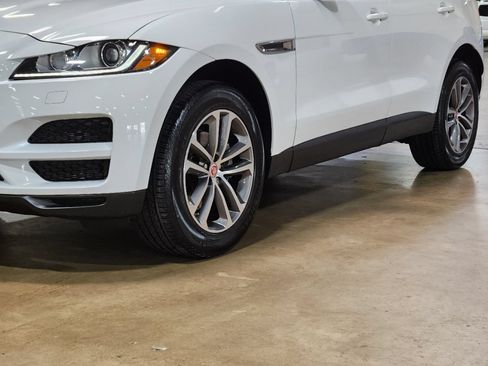 Used 2020 Jaguar F-PACE Premium AWD/4WD image 17