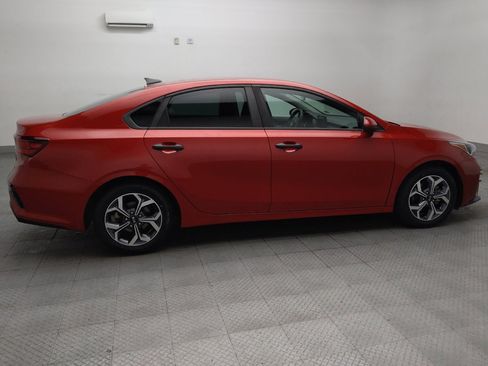 Used 2019 Kia Forte LXS FWD image 10