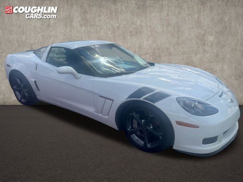 Used 2011 Chevrolet Corvette Grand Sport w/ Preferred Equipment Group RWD image 7