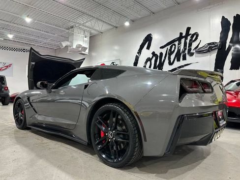 Used 2015 Chevrolet Corvette Stingray Coupe w/ ZF1 Appearance Package RWD image 4