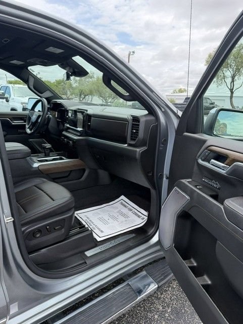 Used 2026 Chevrolet Silverado 1500 High Country w/ Technology Package AWD/4WD image 20