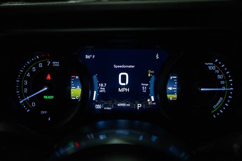Used 2024 Jeep Wrangler Unlimited Sahara AWD/4WD image 16