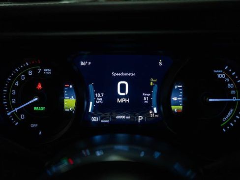 Used 2024 Jeep Wrangler Unlimited Sahara AWD/4WD image 16