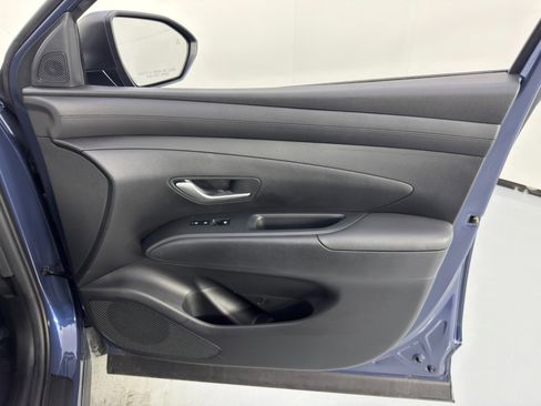 Used 2025 Hyundai Tucson SE image 41