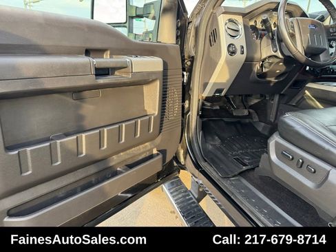 Used 2015 Ford F250 Lariat w/ Lariat Ultimate Package image 94