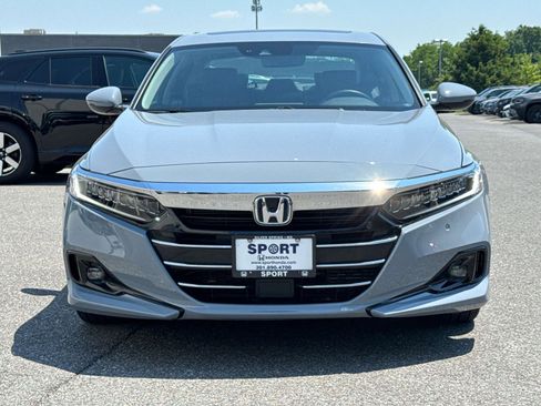 Used 2022 Honda Accord Touring image 6