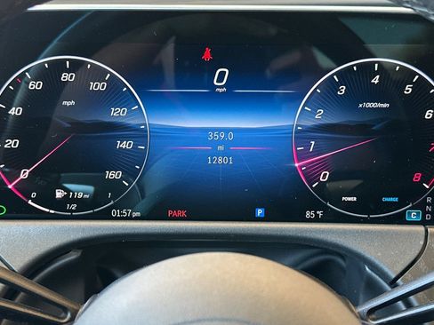 Used 2025 Mercedes-Benz E 350 Sedan image 25