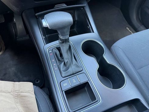Used 2019 Kia Sorento AWD image 28