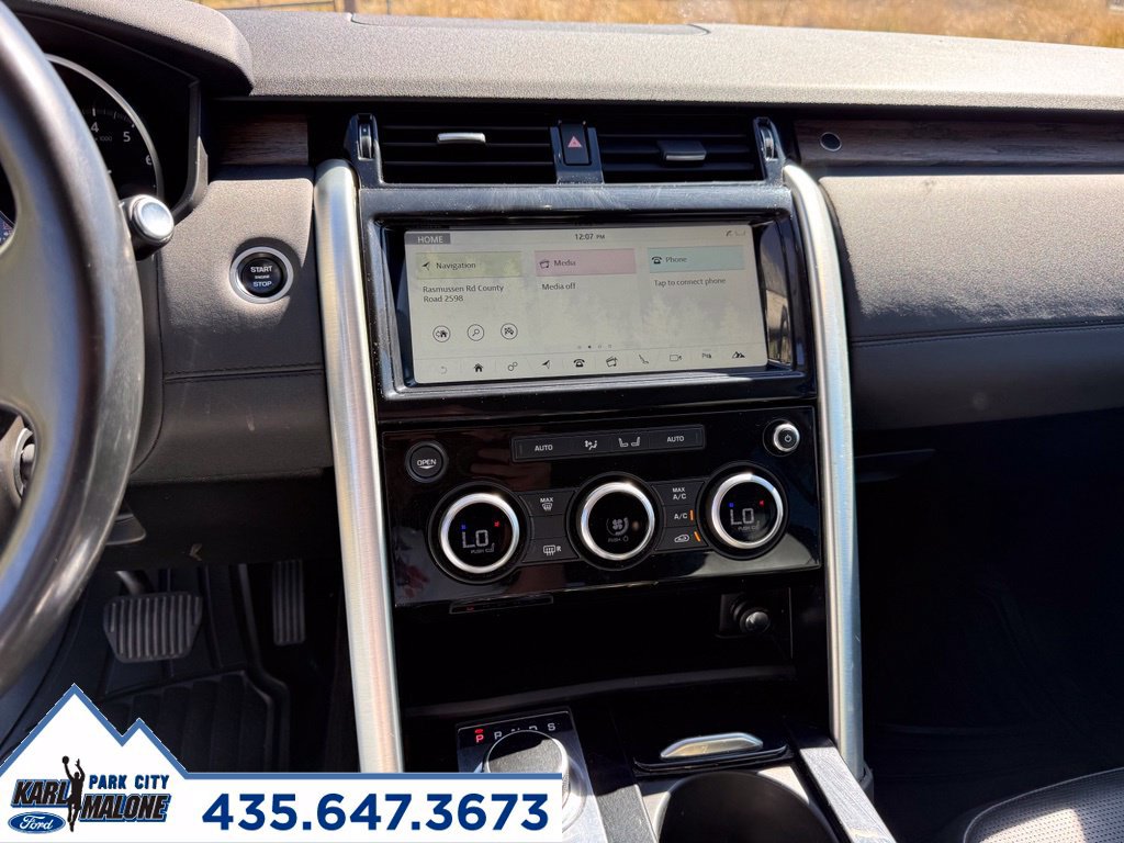 Used 2017 Land Rover Discovery HSE AWD/4WD image 18