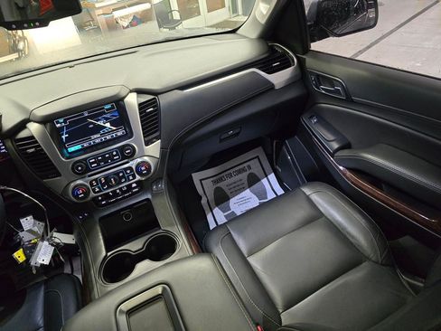 Used 2020 GMC Yukon XL SLT RWD image 39