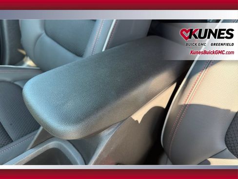 Used 2023 Chevrolet TrailBlazer RS w/ Convenience Package FWD image 31