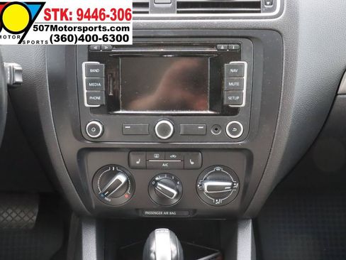 Used 2014 Volkswagen Jetta TDI FWD image 18