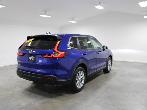 Used 2025 Honda CR-V EX-L image 9