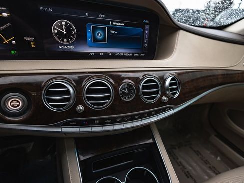 Used 2019 Mercedes-Benz S 450 Sedan image 14