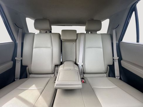 Used 2020 Toyota 4Runner SR5 Premium w/ Moonroof Package AWD/4WD image 13