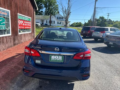 Used 2019 Nissan Sentra SV FWD image 8