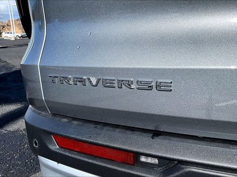 New 2026 Chevrolet Traverse LT w/ Driver Confidence Package image 11