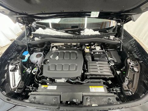 New 2026 Volkswagen Tiguan SE image 30