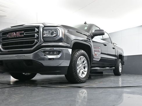 Used 2017 GMC Sierra 1500 SLE w/ SLE Value Package image 35