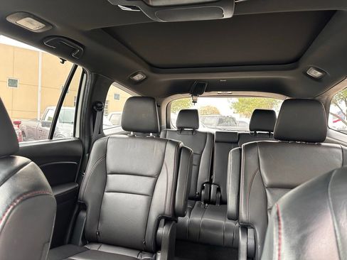 Used 2022 Honda Pilot Black Edition image 16