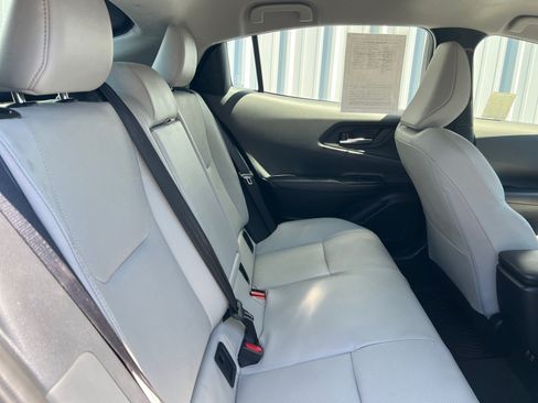 Used 2024 Toyota Prius XLE FWD image 24