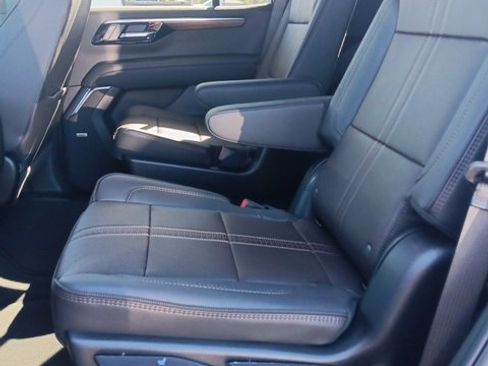 New 2026 Chevrolet Tahoe High Country image 17