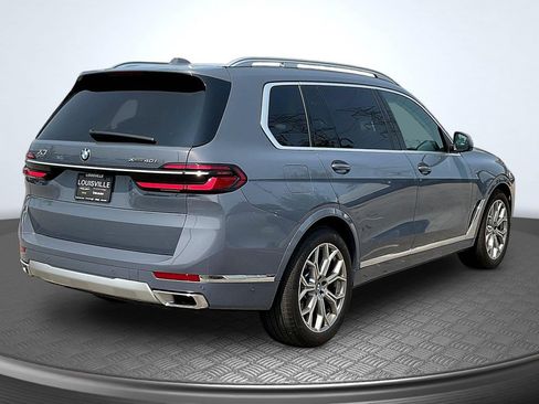 Used 2026 BMW X7 xDrive40i AWD/4WD image 7