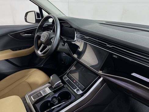 Used 2025 Audi Q7 3.0T Premium Plus w/ Premium Plus Package image 30
