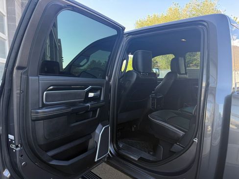 Used 2022 RAM 2500 Laramie AWD/4WD image 26