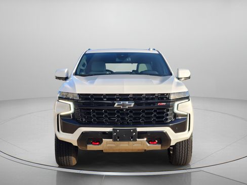 Used 2023 Chevrolet Tahoe Z71 w/ Luxury Package AWD/4WD image 6