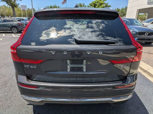 Used 2023 Volvo XC60 B5 Ultimate w/ Climate Package AWD/4WD image 5